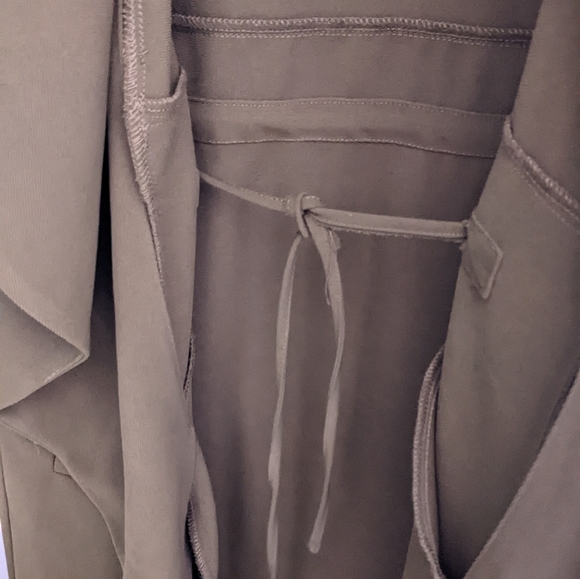 Elodie | NWT Draped Open Front Vest - Picture 7 of 9